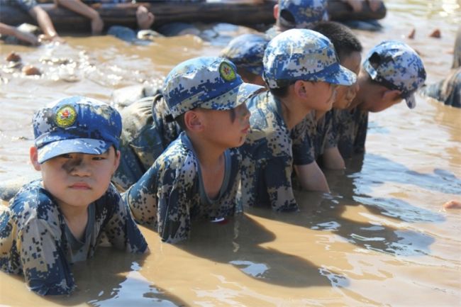 湖北正念夏令营：小学生可以参加军事夏令营吗？