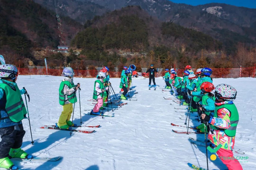 英山初级滑雪技能冬令营