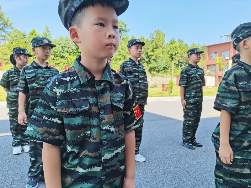 阳光领袖军事夏令营：孩子参加夏令营会遇见的常见问题解答